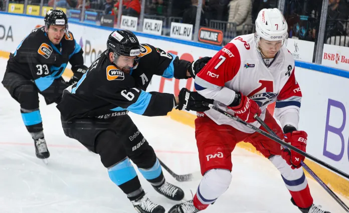 Матчи КХЛ на 16 декабря. «Локомотив» — «Динамо-Минск», «Ак Барс» — «Салават Юлаев», «Динамо-Москва» — «Спартак» и другие встречи