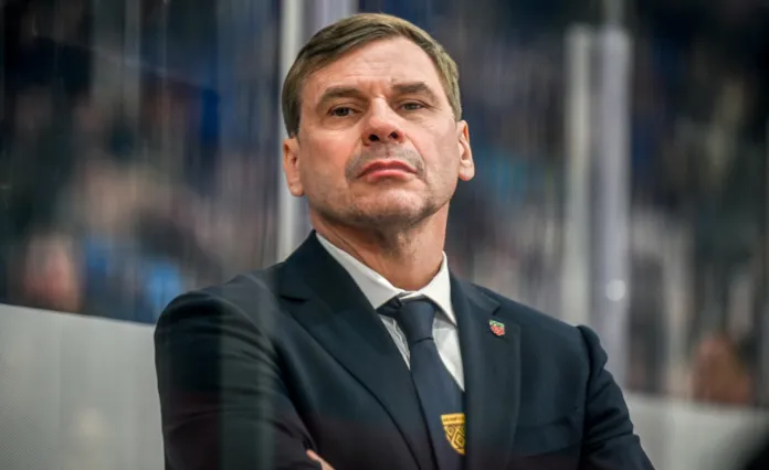 Дмитрий Квартальнов возглавит команду KHL Rus Stars