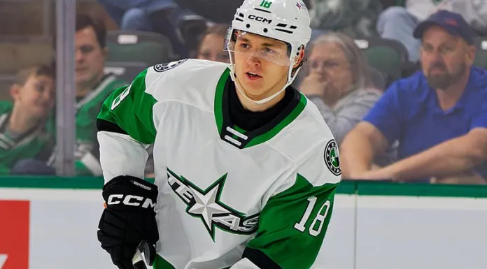 Защитник сборной Беларуси Колячонок перешел в «Бостон» через драфт отказов