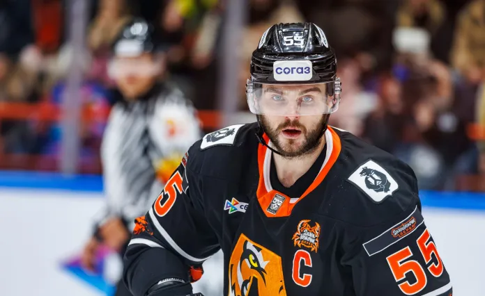 Матчи КХЛ на 17 декабря. «Амур» — «Адмирал», «Сочи» — «Металлург»