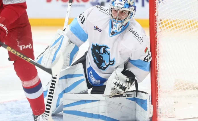 Голкипер минского «Динамо» провел 150 матчей в КХЛ