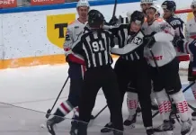 Игрок «Нефтехимика» ударил белорусского арбитра в лицо