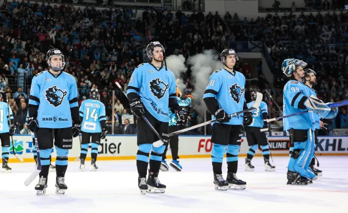 Минское «Динамо» вплотную приблизилось к «Локомотиву» – таблица КХЛ на 21 декабря