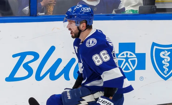 НХЛ. Два очка Кучерова и Гребенкина, голевой дубль Марчмента – результаты 23 декабря