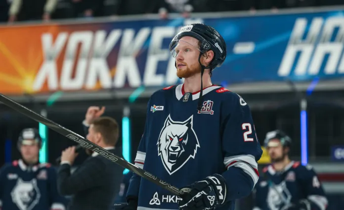 «Металлург» рассматривает переход канадского защитника Профаки