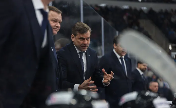 Минское «Динамо» вновь принимает московских одноклубников в 1000-м матче Дмитрия Квартальнова