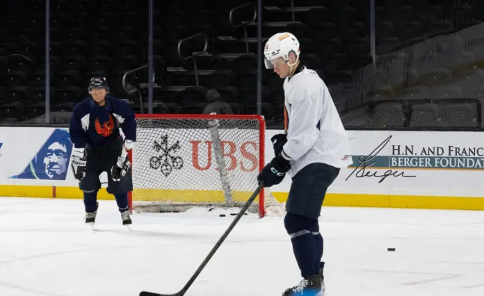 «Просто бросил сразу — и залетело»: Белорусский проспект «Сиэтла» Андрей Лошко — о первом голе сезона