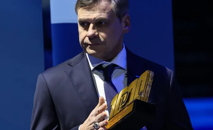 Радмир Сахибгареев пожелал Дмитрию Квартальнову привезти Кубок Гагарина в Минск