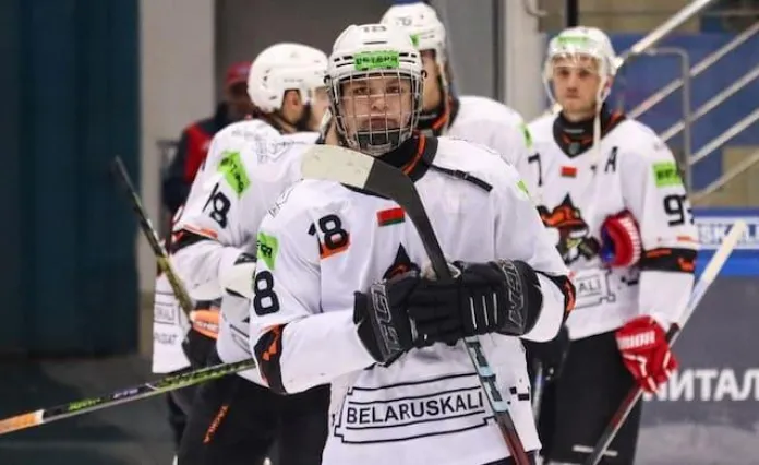 Антон Чемеринский покинул «Шахтёр» 