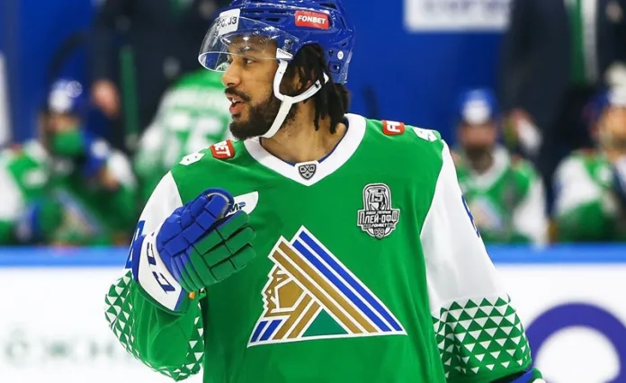 «Салават Юлаев» перед матчем с минским «Динамо» подписал канадского хоккеиста