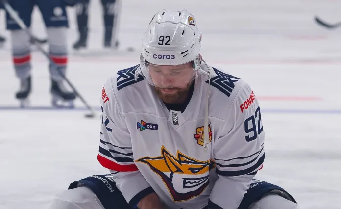 Наставник «Металлурга» Разин объяснил причины расставания с Евгением Кузнецовым