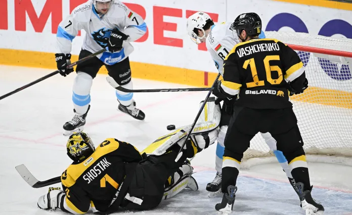 Михаил Зислис: Лёгкость, с которой минское «Динамо» пропускает, неприятно удивляет