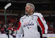 Александр Овечкин забросил 916-ю шайбу в НХЛ в матче с «Чикаго»