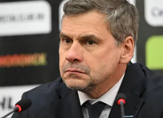 «Он сделал всё правильно». Ведущие «На Банке хоккей» — о резкой пресс-конференции Квартальнова после матча с ЦСКА