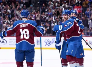 Первая шайба Соловьёва в НХЛ помогла «Колорадо» победить «Коламбус»