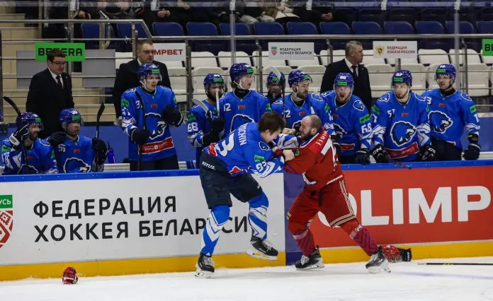 Алексей Колосов вошел в историю «Лихай Велли», очередное поражение «Динамо-Шинника», гол вратаря на Кубке Дружбы - все за вчера