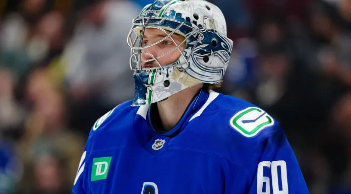 «Ванкувер» вызвал белорусского вратаря Никиту Толопило