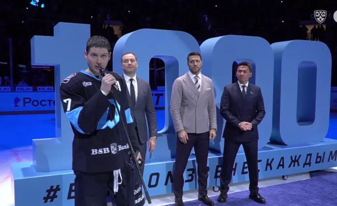 Вадим Шипачёв высказался о покорении планки в 1000 очков в КХЛ