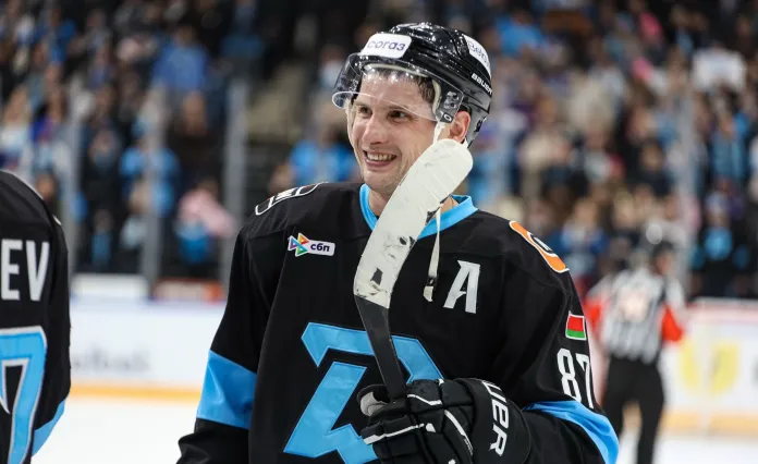 Илья Хохлов: С таким хоккейным IQ Вадим Шипачев еще долго может играть