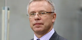 Вячеслав Фетисов: Можно порадоваться хоккейному долголетию и результативности Шипачева