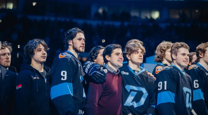 Лучший бомбардир КХЛ Сэм Энас остается в минском «Динамо» еще на два года