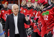 «Неман» разгромил «Химик» в юбилей начальника клуба Анатолия Варивончика