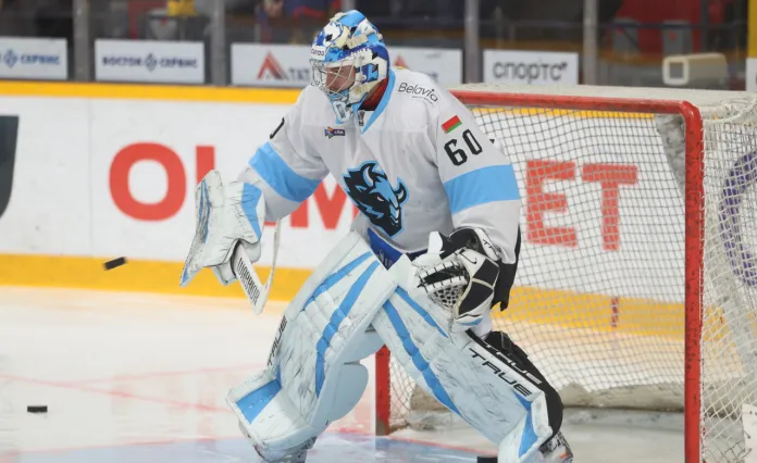 Минское «Динамо» сменило вратаря по ходу матча во второй раз в сезоне