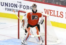 «Филадельфия» уступила «Рейнджерс», Колосов был заменён в первом периоде после трёх пропущенных шайб