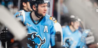 Белорусский защитник минского «Динамо» провел 500-й матч в регулярных чемпионатах КХЛ