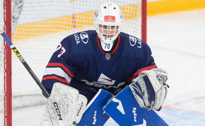 МХЛ. 39 сейвов Никоновича, ассист Коржова – статистика белорусов 19 января