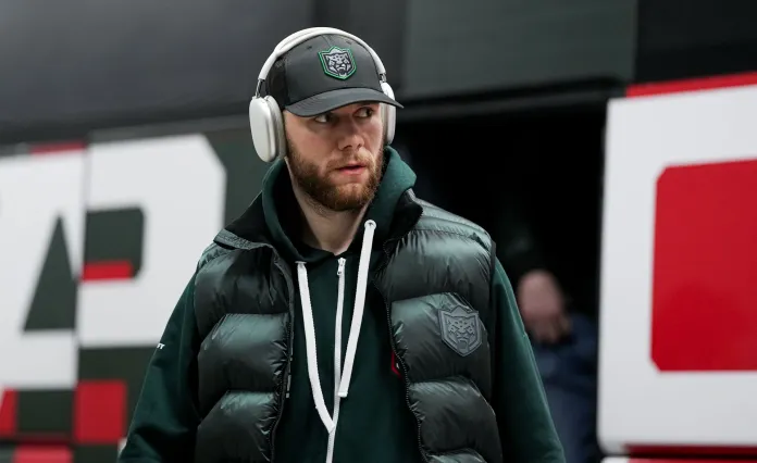 Белорусские хоккеисты «Ак Барса» вновь пропустили матч на фоне слухов об обмене