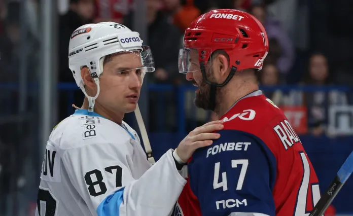 Минское «Динамо» в концовке уступило «Локомотиву», потеряв Вадима Мороза по ходу матча