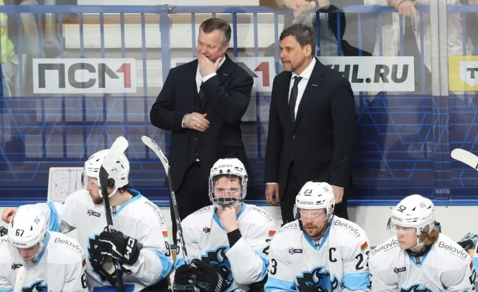 Дмитрий Квартальнов — о поражении в Ярославле: На очко наиграли, но за ошибки в хоккее наказывают