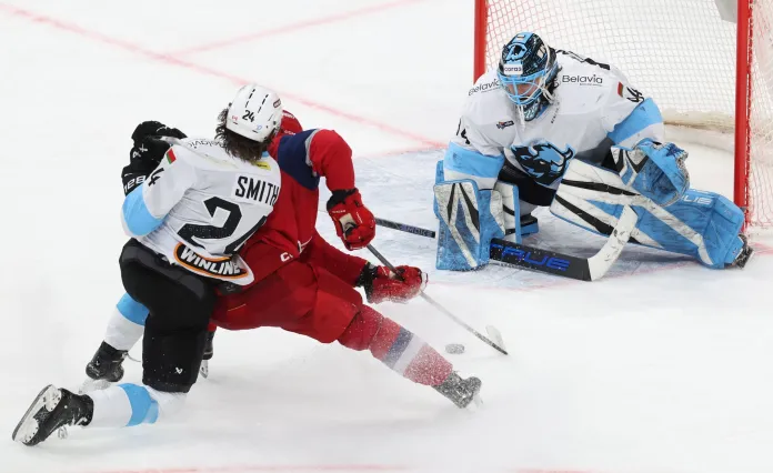 «Я если и зол, то лишь за травму Мороза». Руслан Васильев сделал три вывода после поражение минского «Динамо» в Ярославле