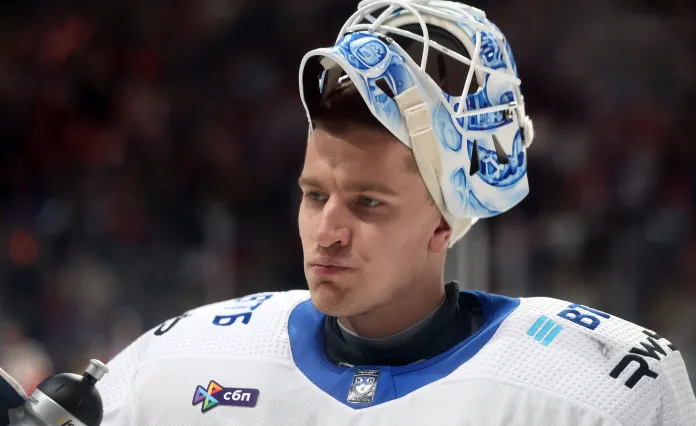 Голкипер «Динамо» хочет перейти в другой клуб КХЛ