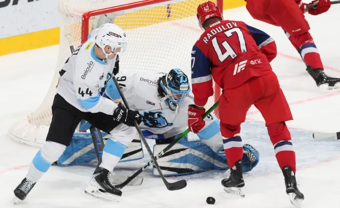 Белорусские болельщики помогли «Локомотиву» собрать аншлаг. В Ярославль поедут фанаты минского «Динамо»