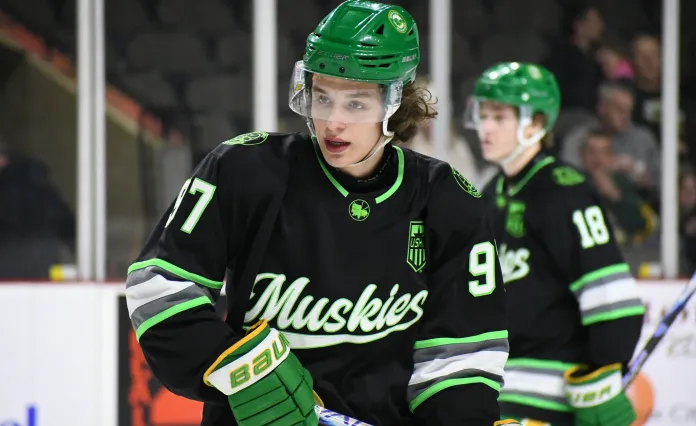 Белорусский форвард Бутин сыграл в матче USHL против «Линкольн Старз»