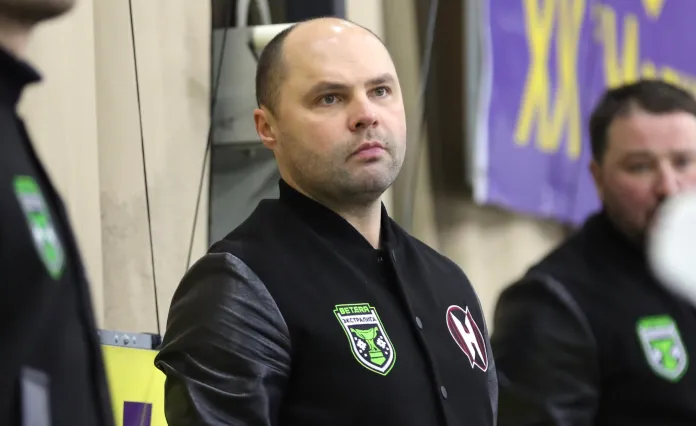 Андрей Антонов: Дешевые удаления полностью сломили ход матча