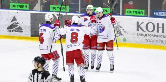 «Юность» дожала «Химик», оформив две шайбы при игре в меньшинстве