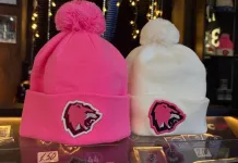 «Витебск» выпустил специальную коллекцию мерча для модных болельщиц