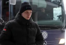 Минское «Динамо» объявило состав на гостевой матч против «Сибири»: Фукале — в воротах, Воронов может дебютировать в КХЛ