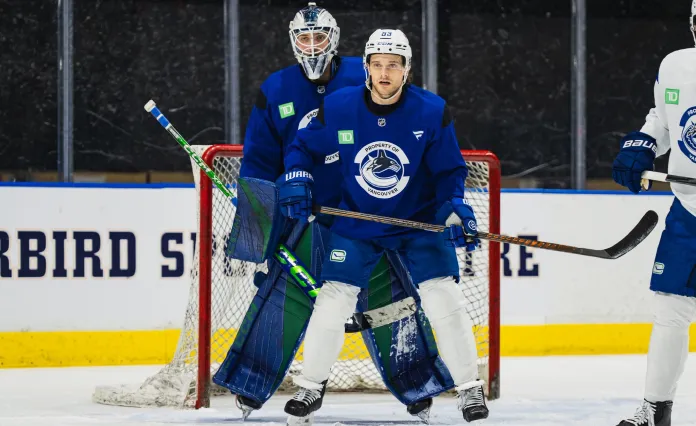 Никита Толопило может выйти в старте «Ванкувера» в матче против «Анахайма»