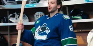 В раздевалке «Ванкувера» признали Никиту Толопило лучшим игроком матча против «Анахайма»