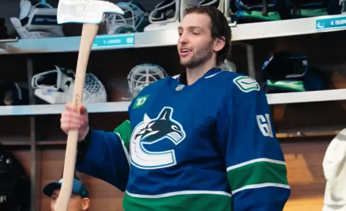 В раздевалке «Ванкувера» признали Никиту Толопило лучшим игроком матча против «Анахайма»