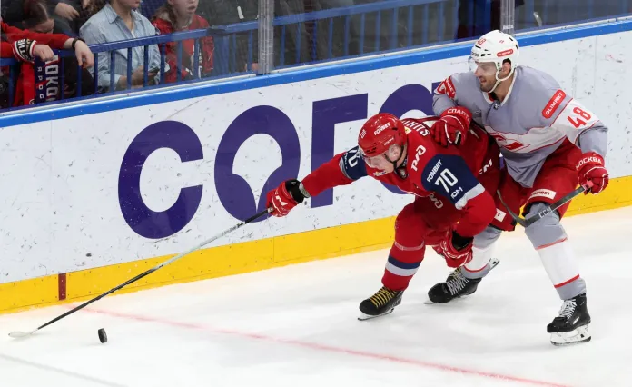 Матчи КХЛ на 4 февраля. «Локомотив» — «Спартак», «Трактор» — «Ак Барс», «Амур» — «Торпедо» и другие встречи