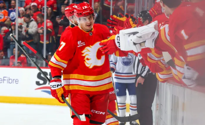 «Калгари» одолел «Эдмонтон», Егор Шарангович получил клюшкой по лицу