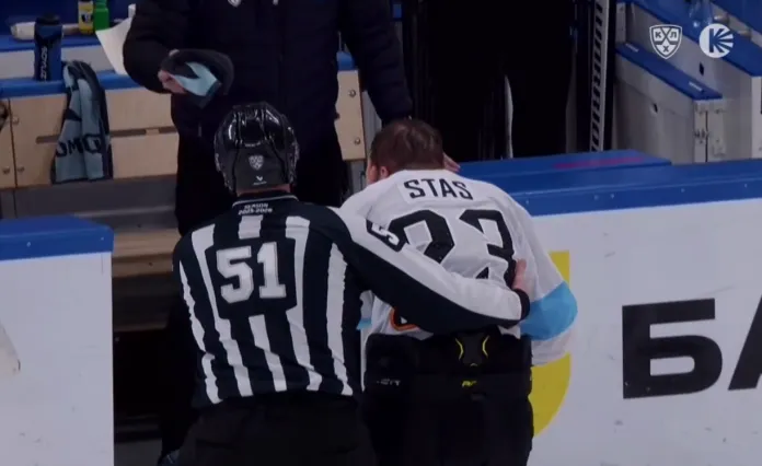 Капитан минского «Динамо» получил травму в игре с «Ладой»