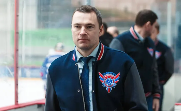 Иван Усенко: Хоккеисты сами себя настраивали на скамейке. Поэтому и получилась такая цельная игра