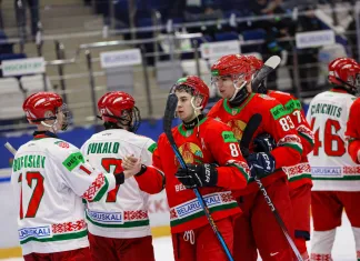 Молодежная сборная Беларуси разгромно обыграла юных соотечественников благодаря хет-трику Лахнова