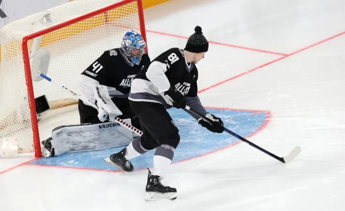 Виталий Пинчук объяснил идею с мемом «Данил Колбасенко» на Матче звёзд КХЛ